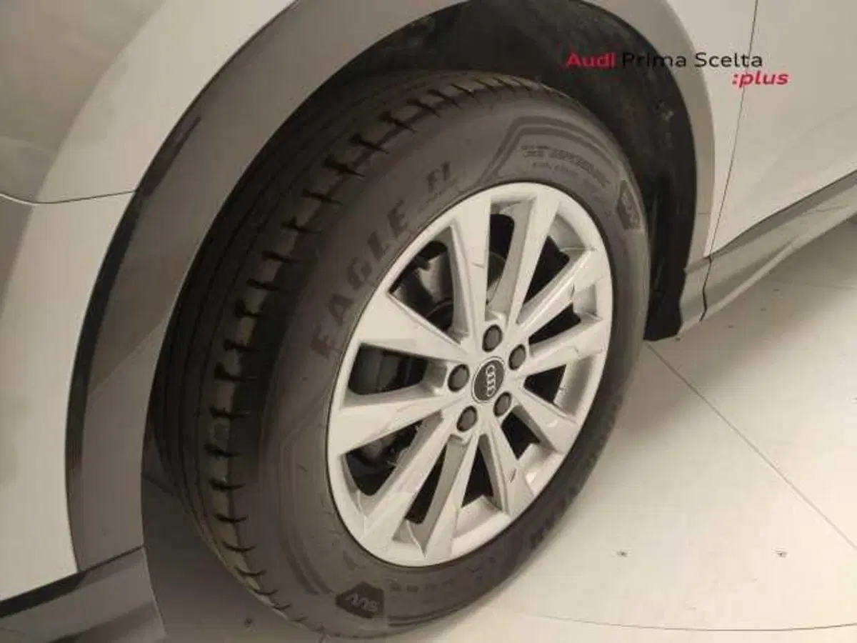 Audi Q3 Sportback usata a Avellino (9)