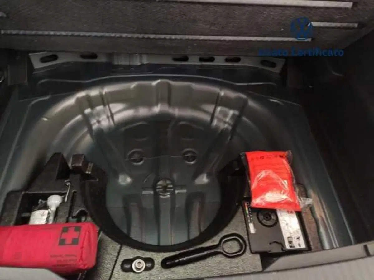 Volkswagen T-Roc usata a Avellino (15)