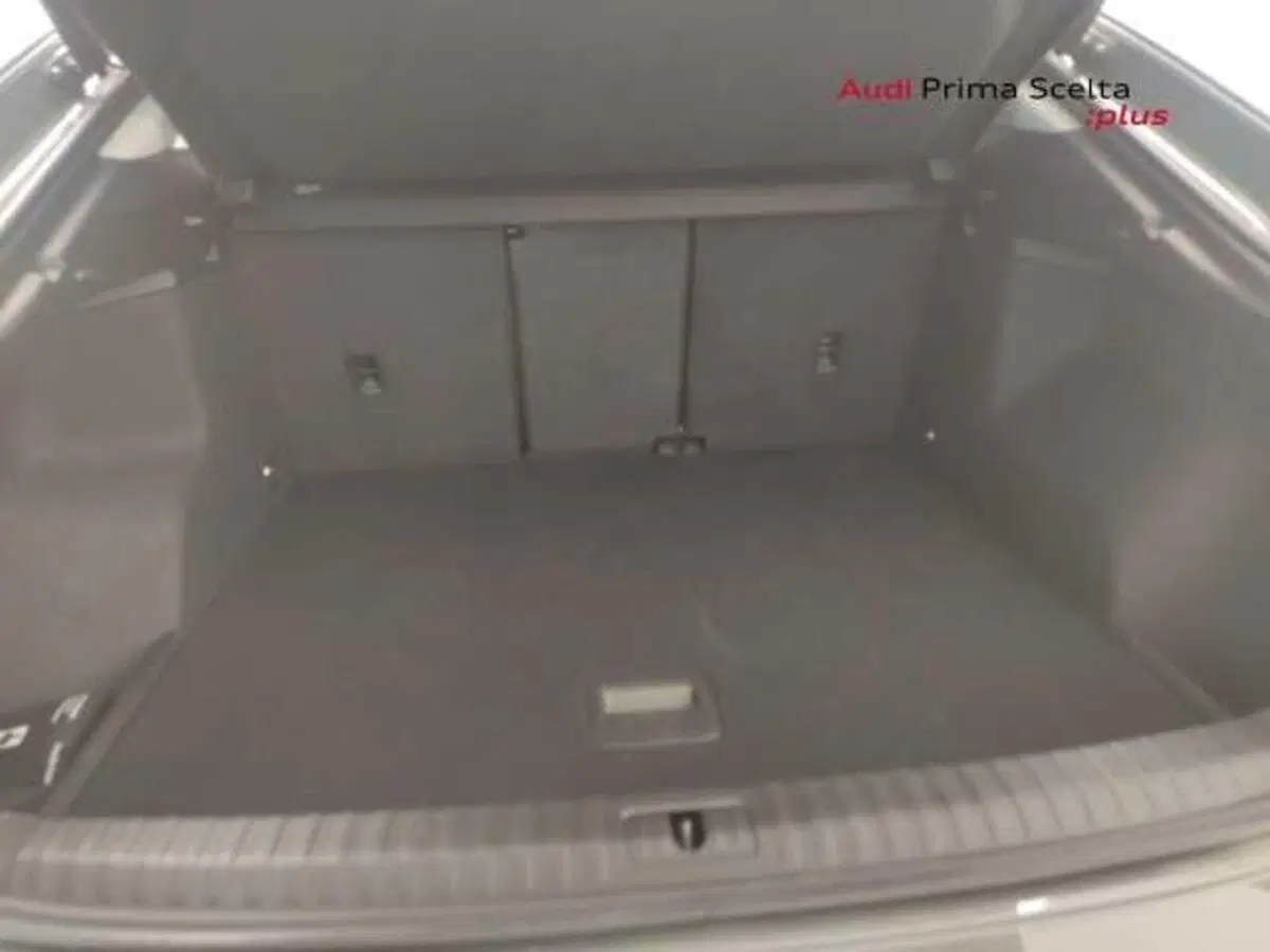 Audi Q3 Sportback usata a Avellino (8)