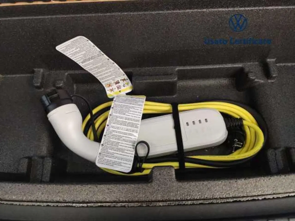 Volkswagen Tayron usata a Avellino (18)