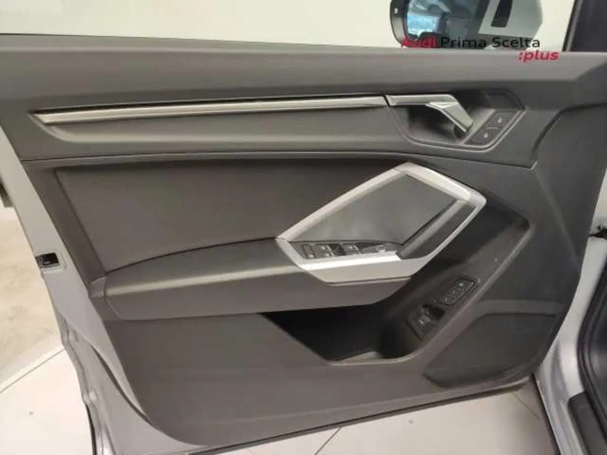 Audi Q3 Sportback usata a Avellino (15)