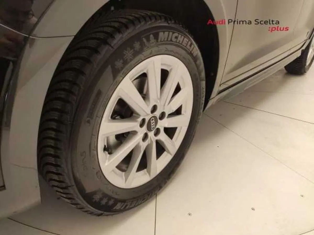Audi A1 allstreet usata a Avellino (10)