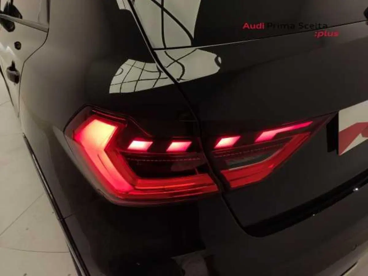Audi A1 allstreet usata a Avellino (12)
