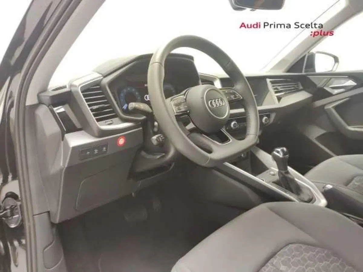 Audi A1 allstreet usata a Avellino (18)