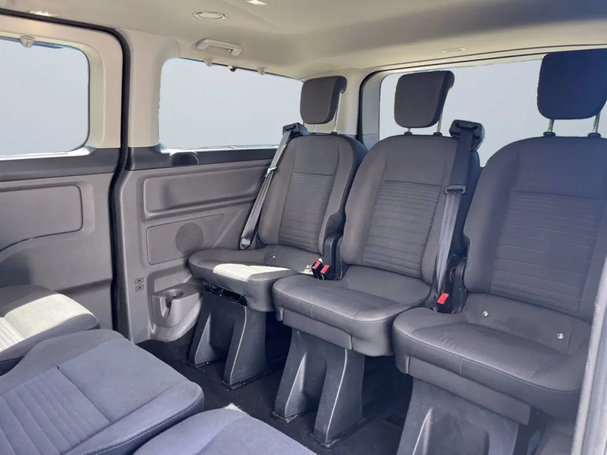 Ford Tourneo Custom usata a Milano (12)