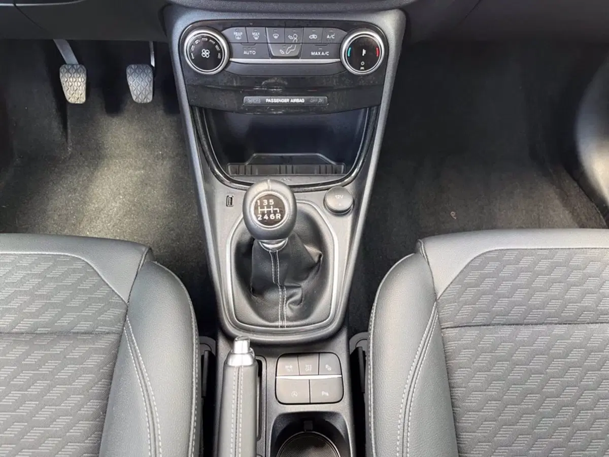 Ford Puma usata a Milano (16)