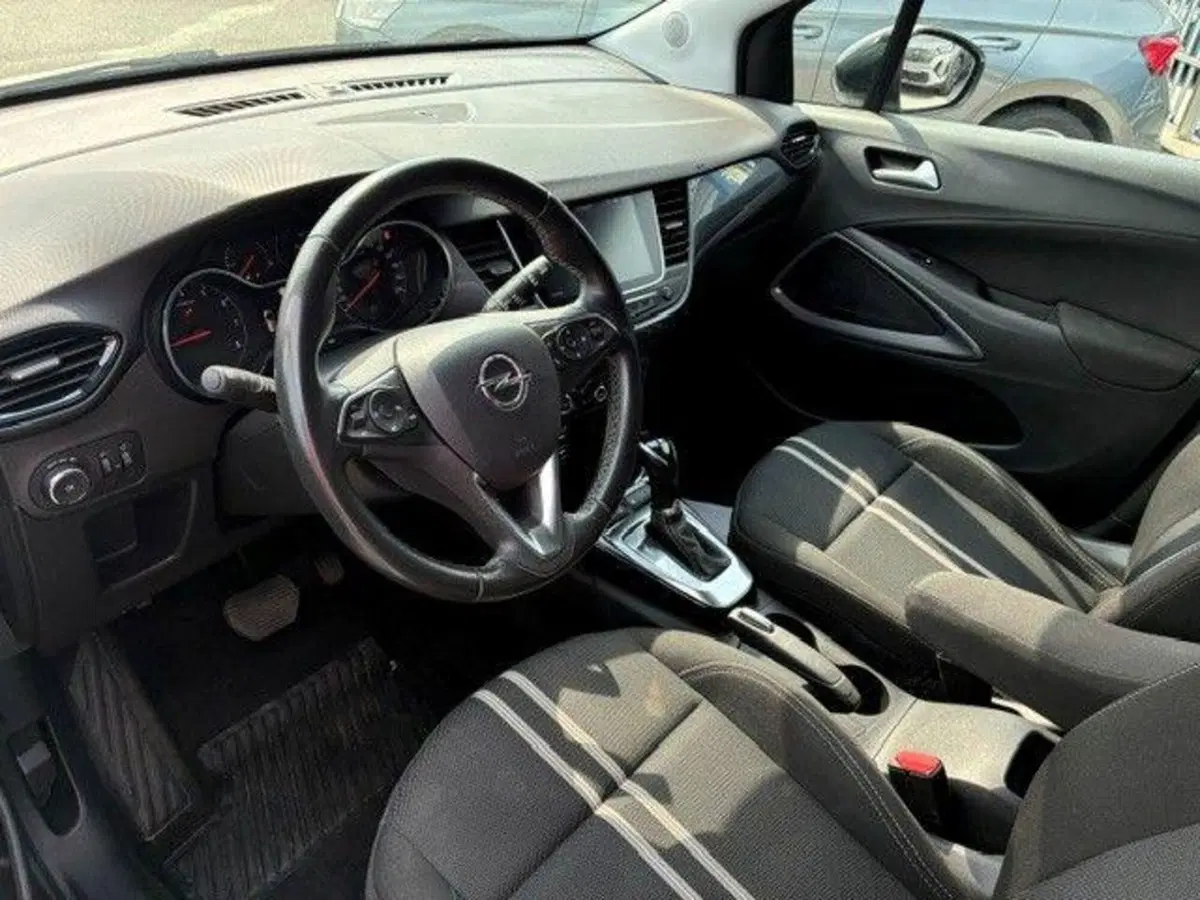 Opel Crossland usata a Milano (9)