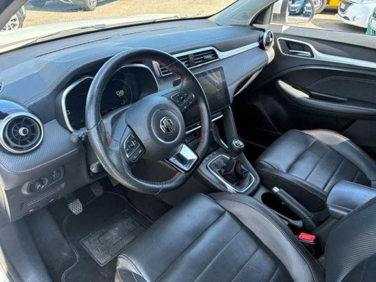 Mg ZS usata a Milano (8)