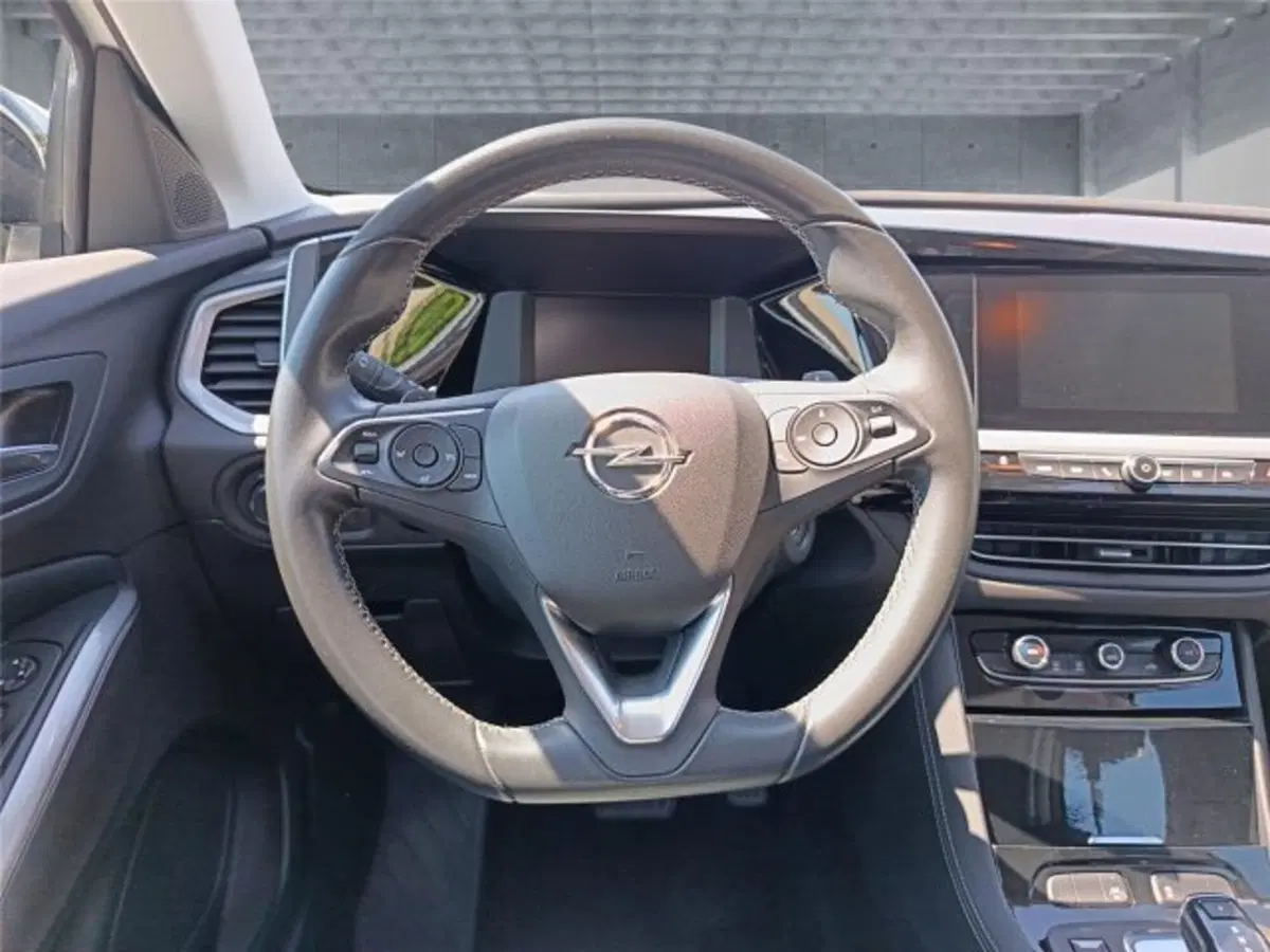 Opel Grandland usata a Bari (14)