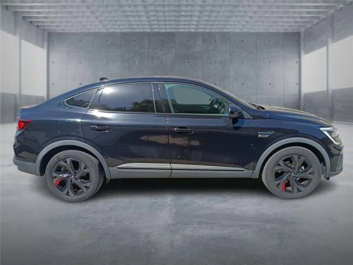 Renault Arkana usata a Bari (7)