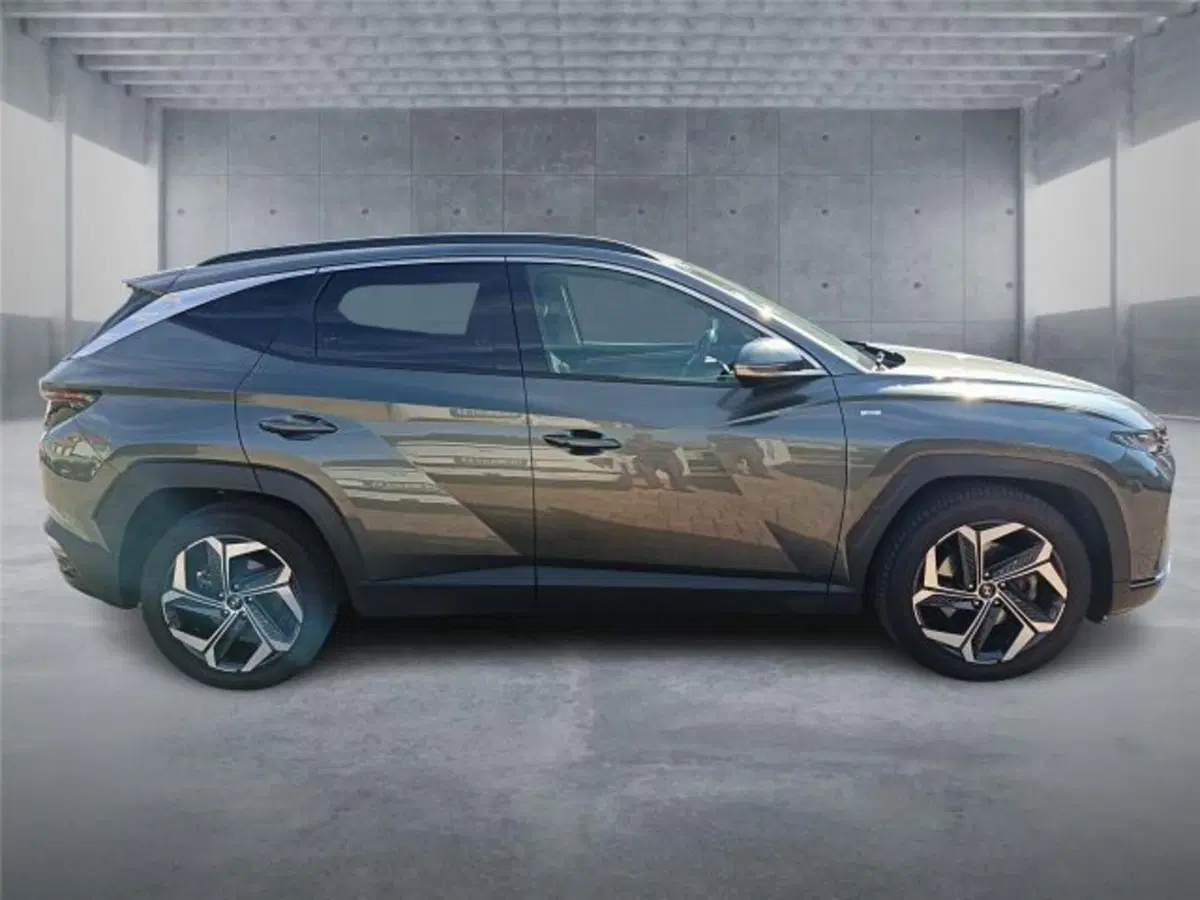 Hyundai Tucson usata a Bari (7)