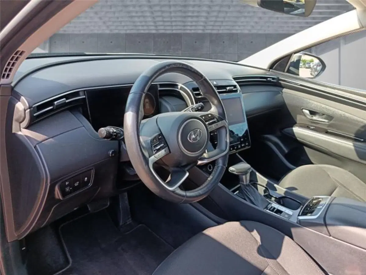 Hyundai Tucson usata a Bari (9)