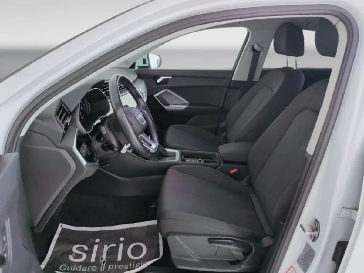 Audi Q3 Sportback usata a Teramo (16)