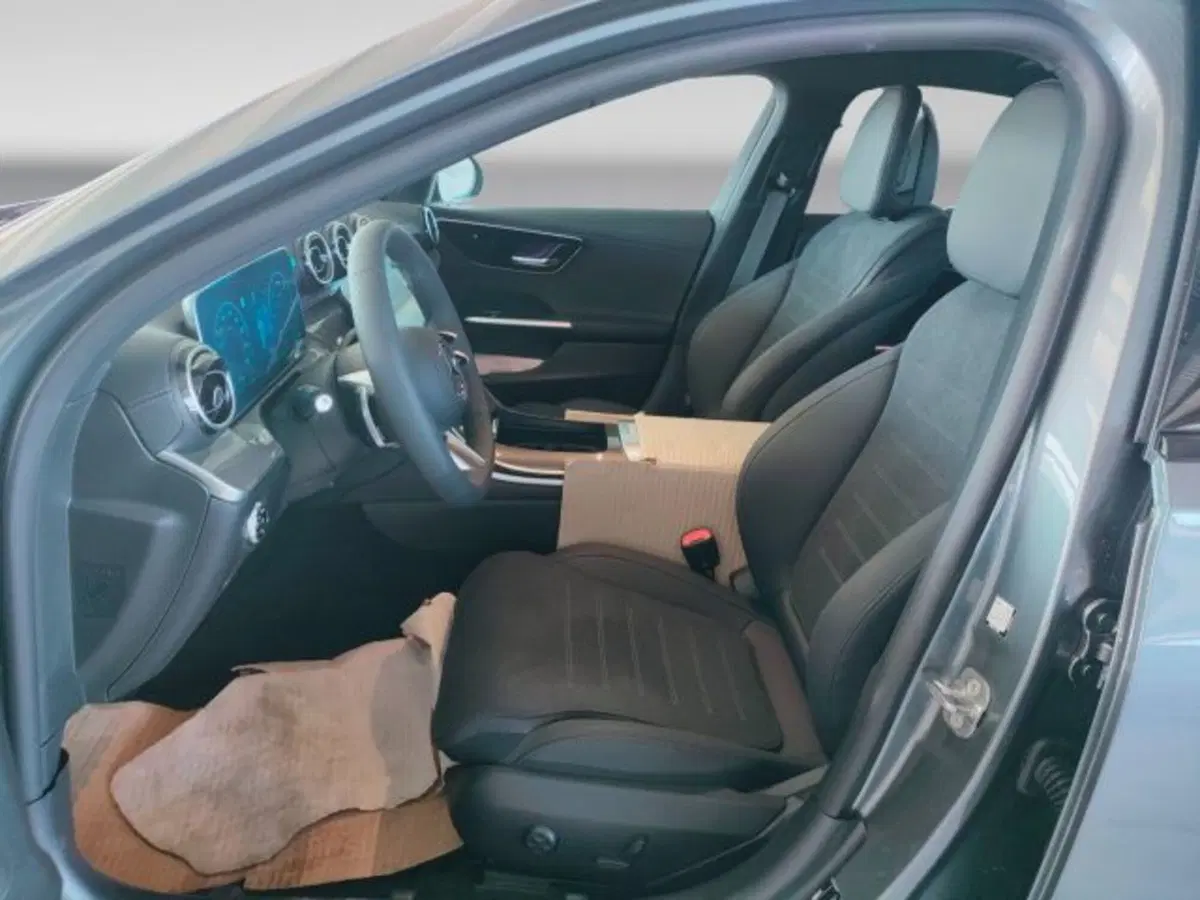 Mercedes-Benz Classe C nuova a Teramo (8)