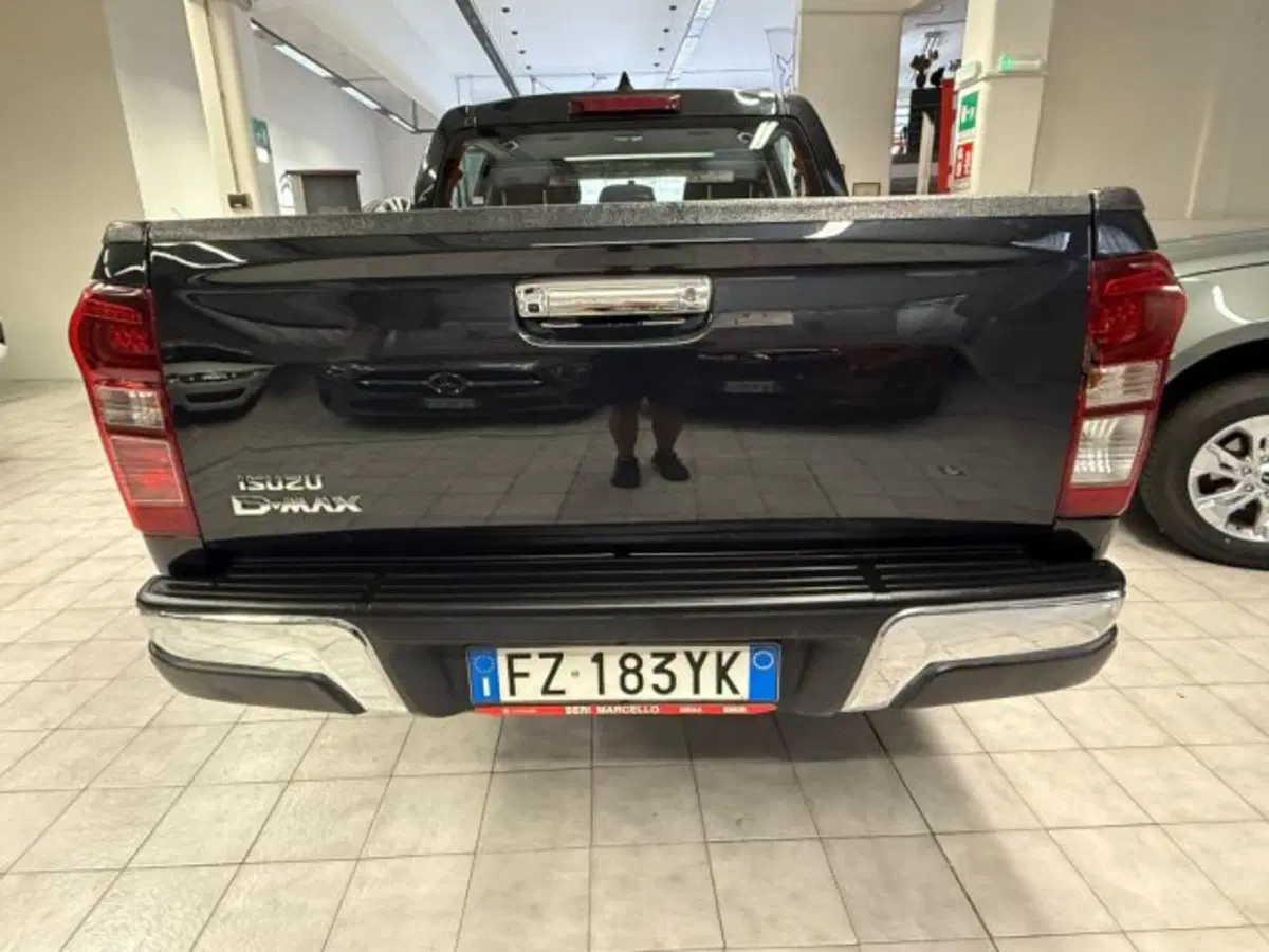 Isuzu D-Max Pick-up usata a Siena (4)