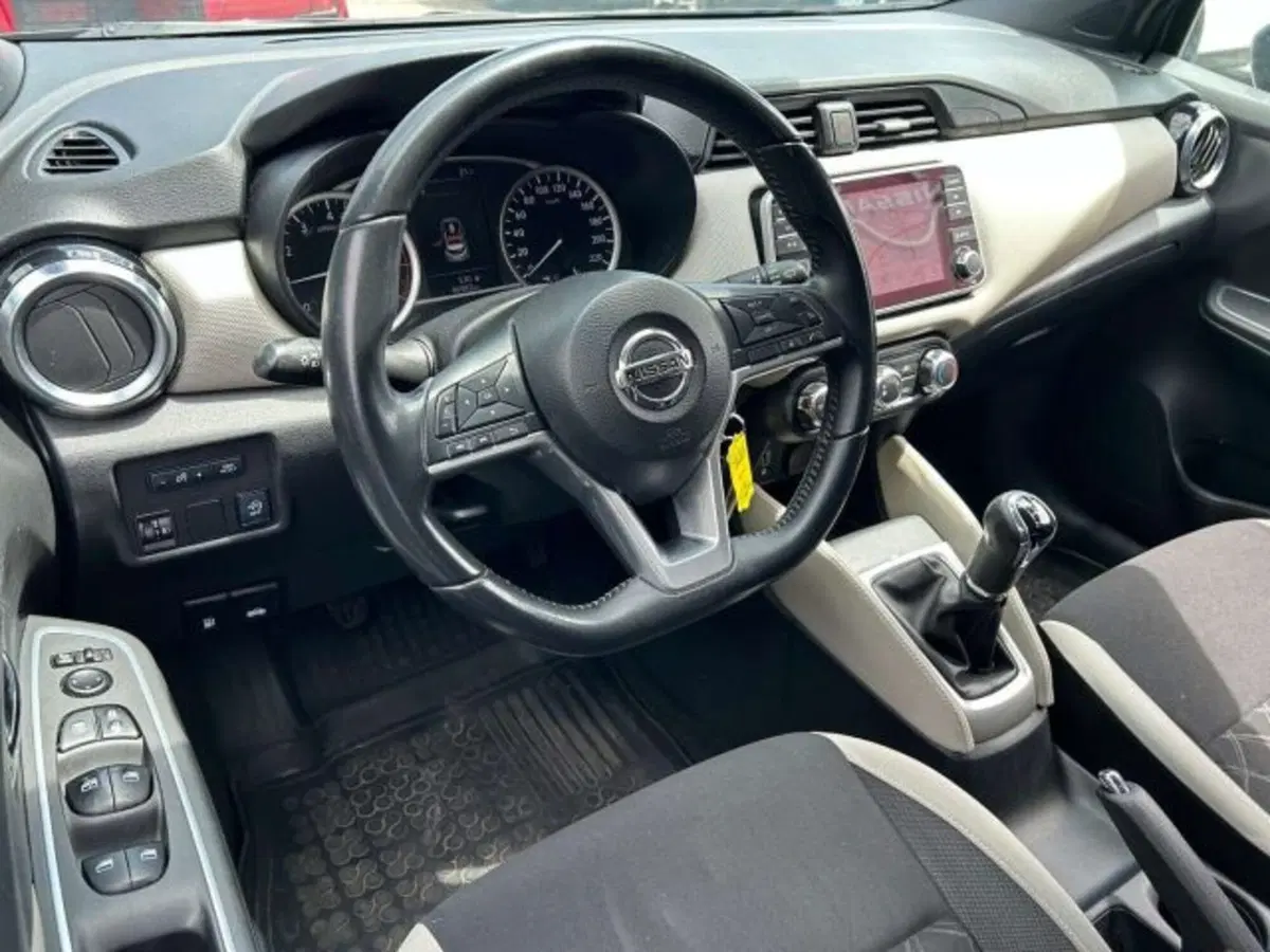 Nissan Micra usata a Firenze (13)