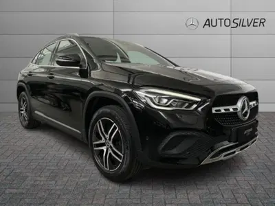 Mercedes-Benz GLA SUV 180 d Automatic Sport Plus del 2023 usata a Verona