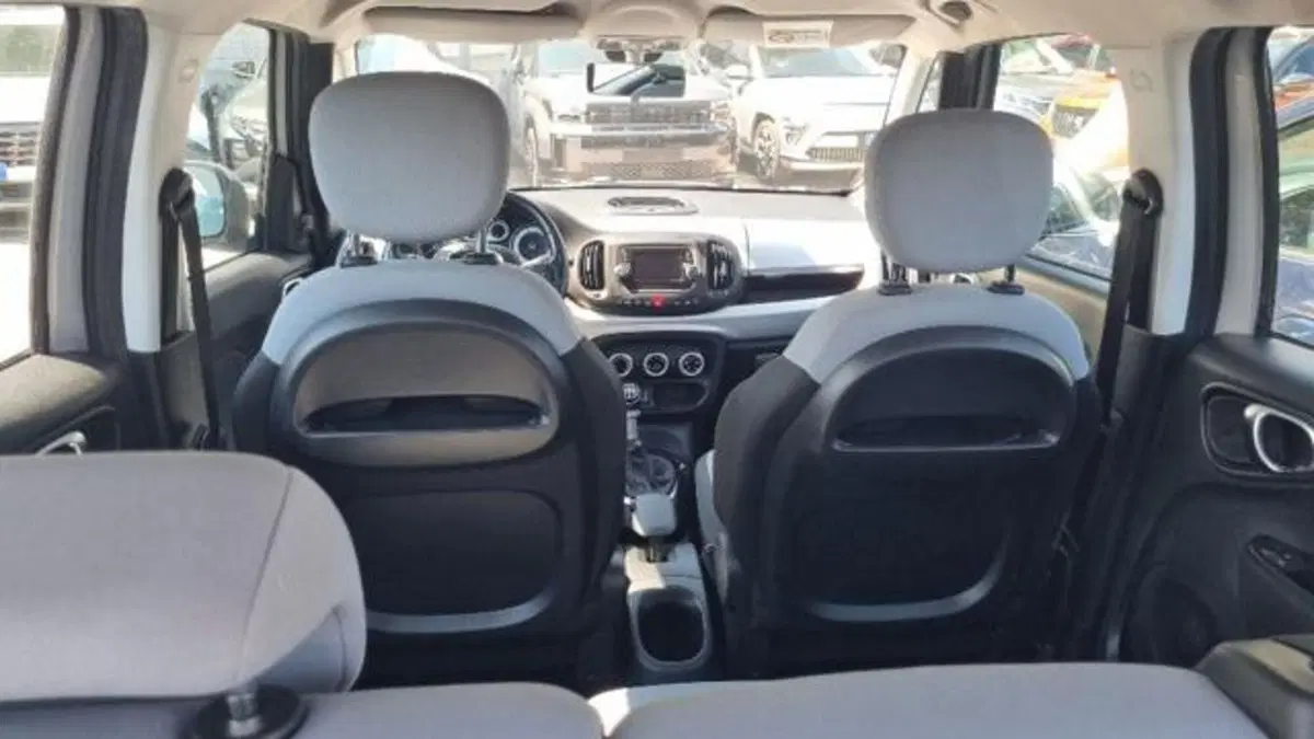 Fiat 500L usata a Savona (18)