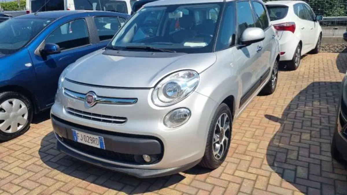 Fiat 500L usata a Savona (2)