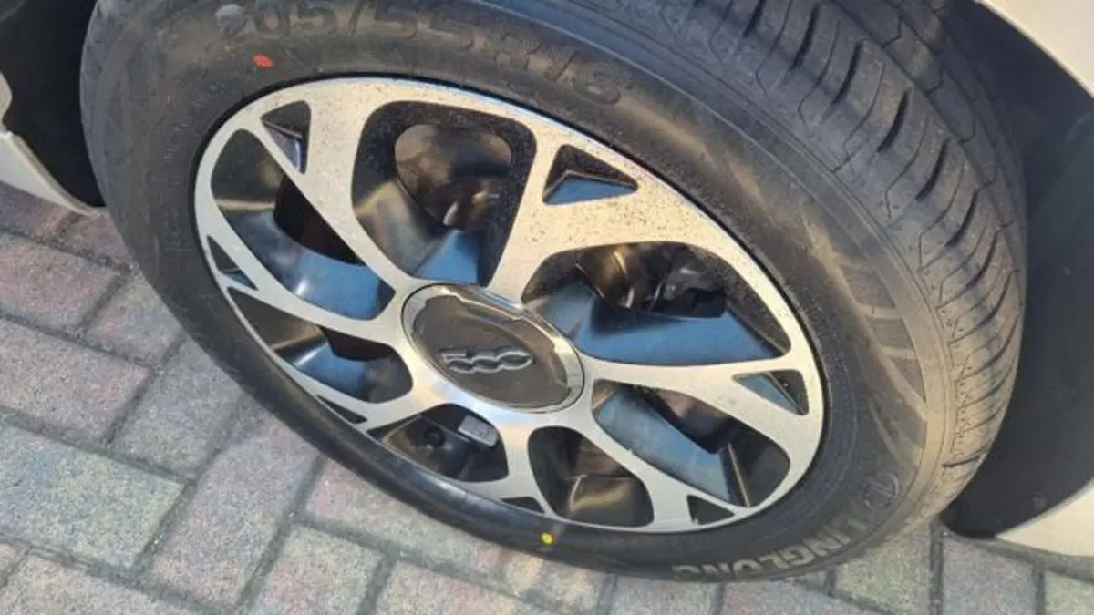 Fiat 500L usata a Savona (5)
