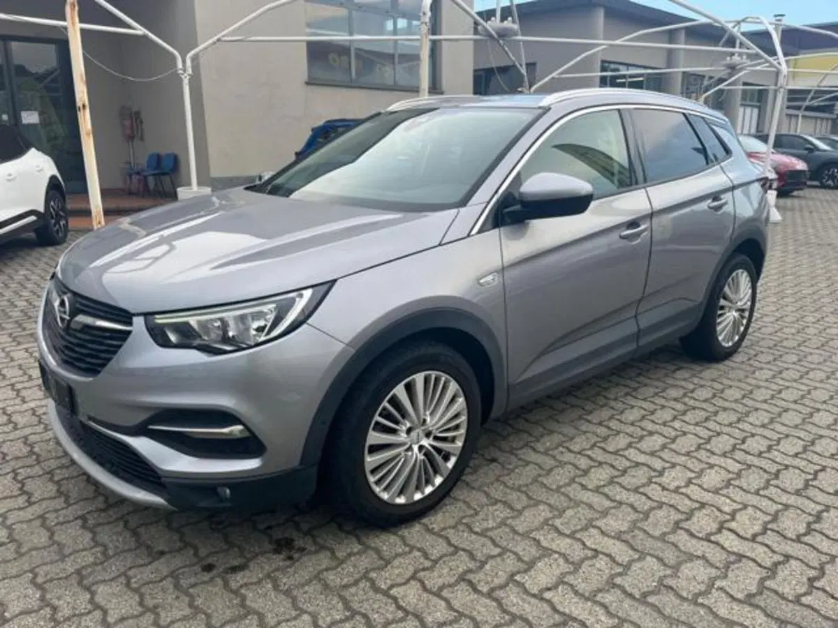 Opel Grandland X usata a Savona