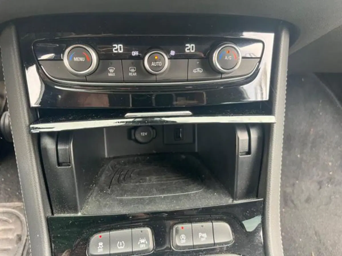 Opel Grandland X usata a Savona (12)