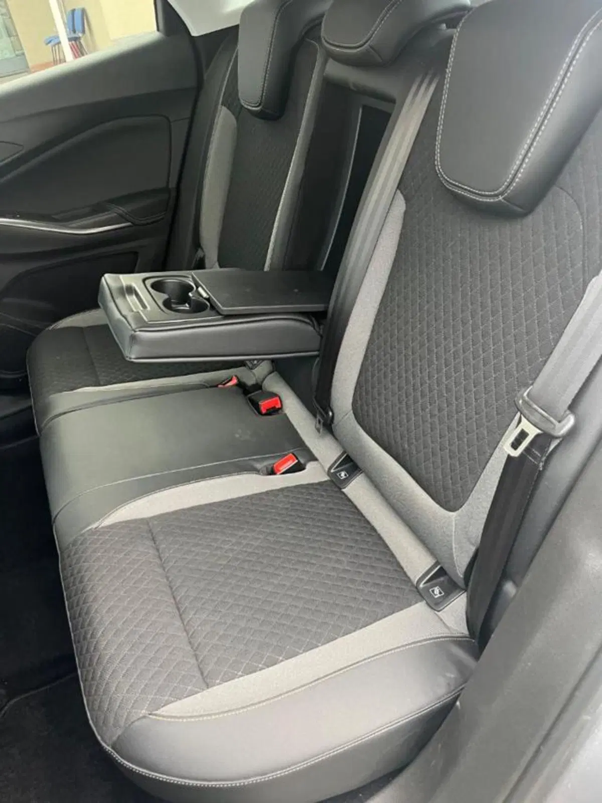 Opel Grandland X usata a Savona (14)