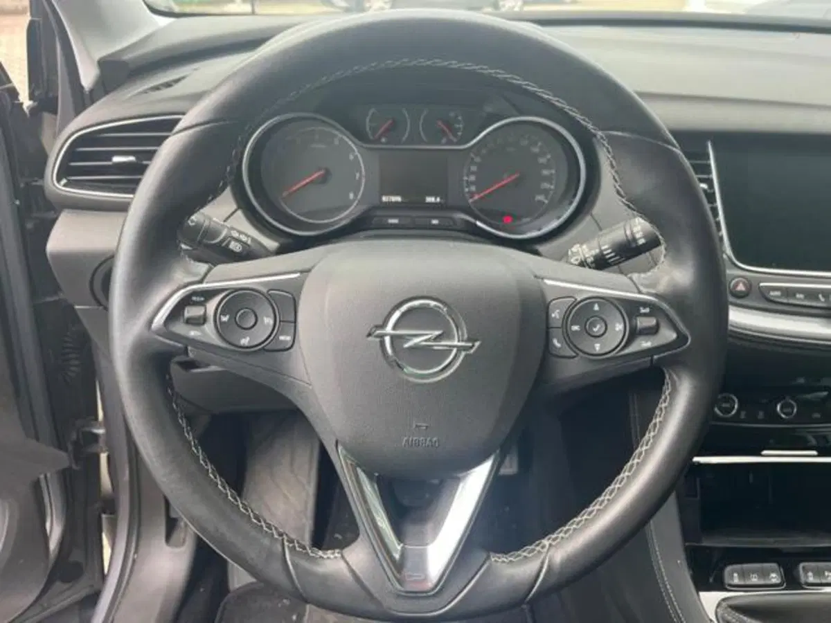 Opel Grandland X usata a Savona (15)
