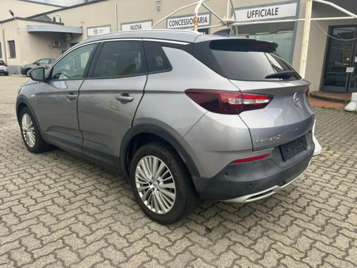 Opel Grandland X usata a Savona (5)