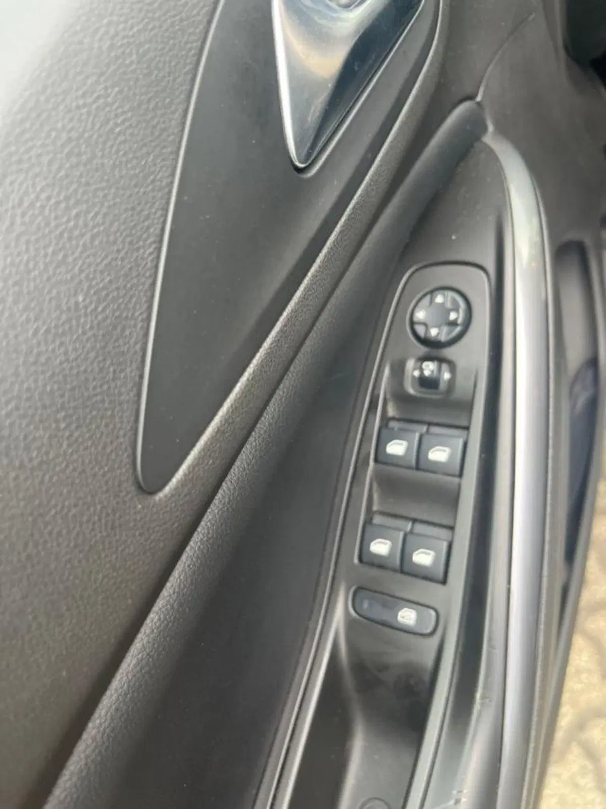 Opel Grandland X usata a Savona (7)