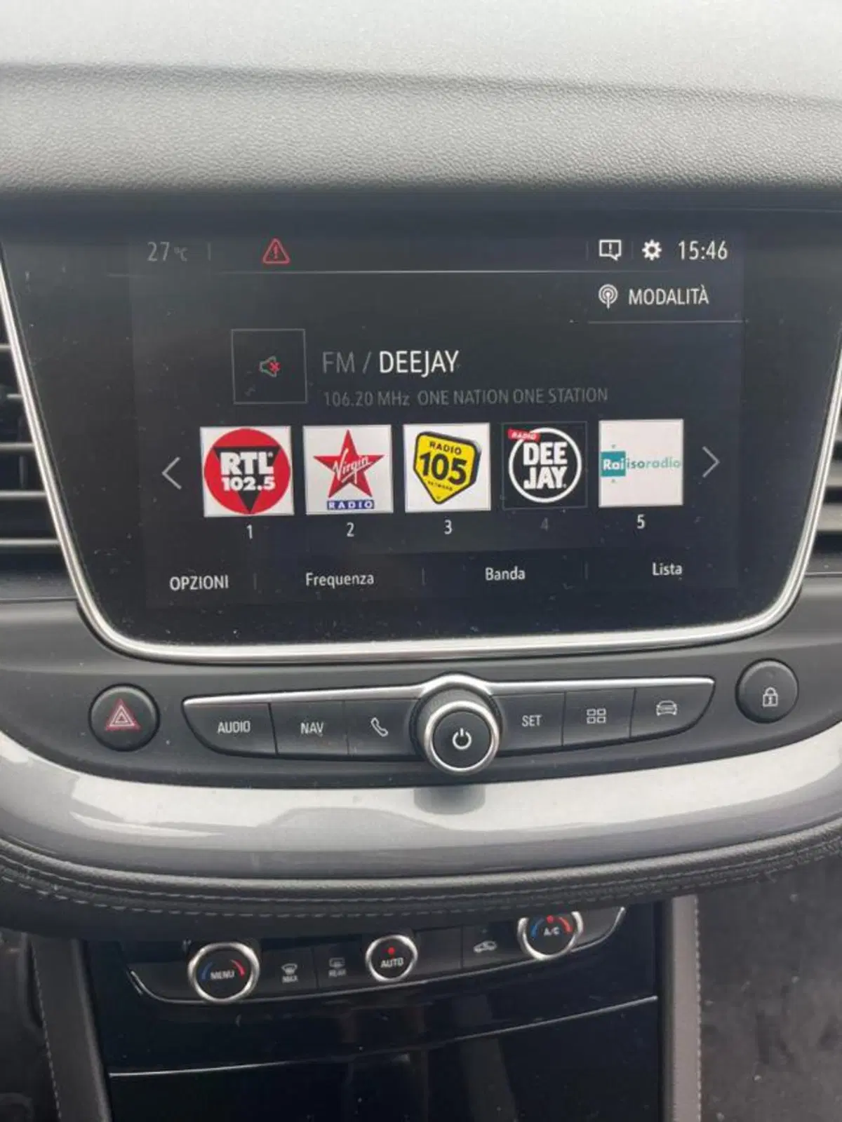 Opel Grandland X usata a Savona (8)