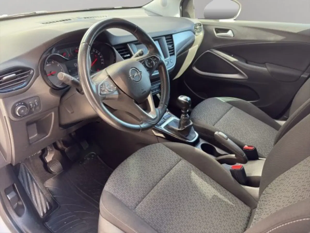 Opel Crossland usata a Perugia (9)