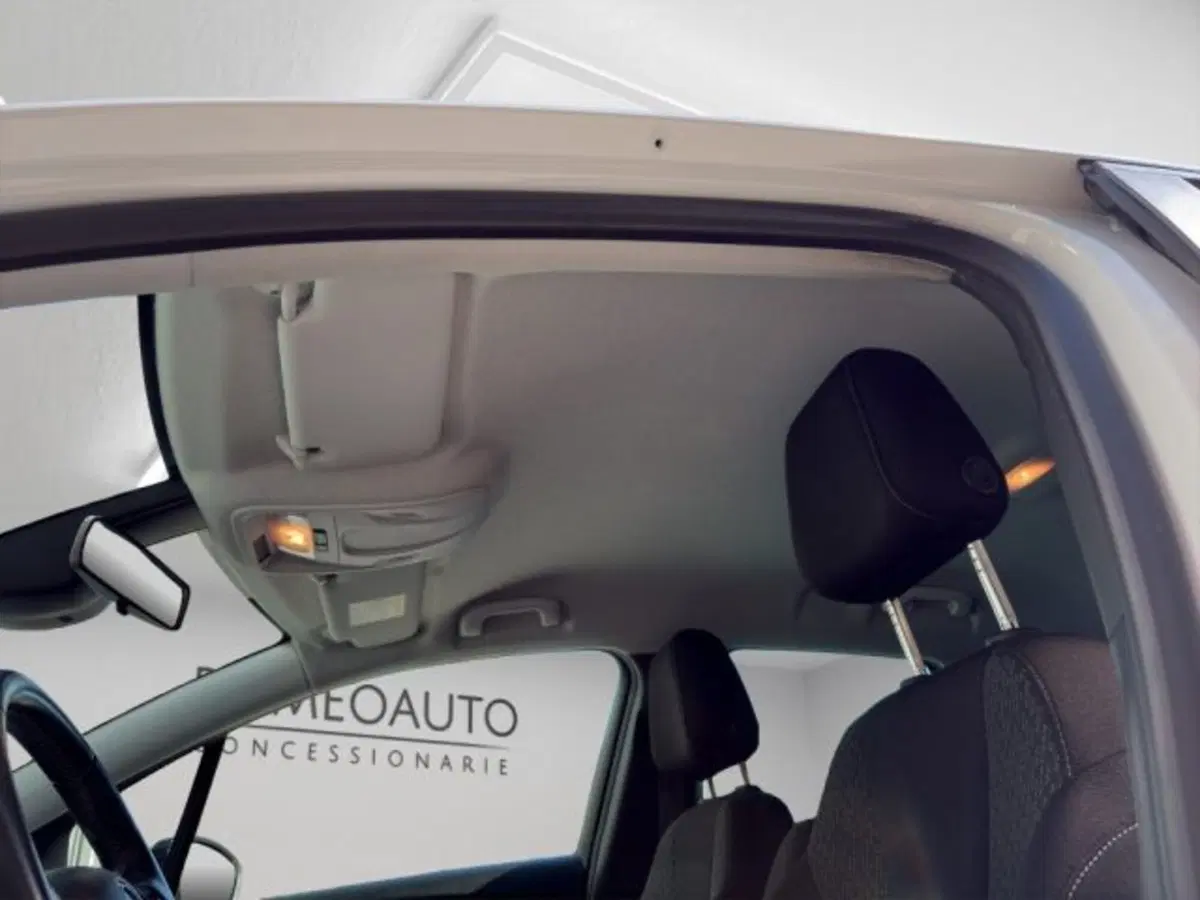 Opel Crossland usata a Perugia (17)