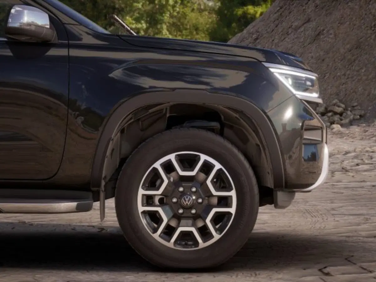 Volkswagen Amarok nuova a Vicenza (11)
