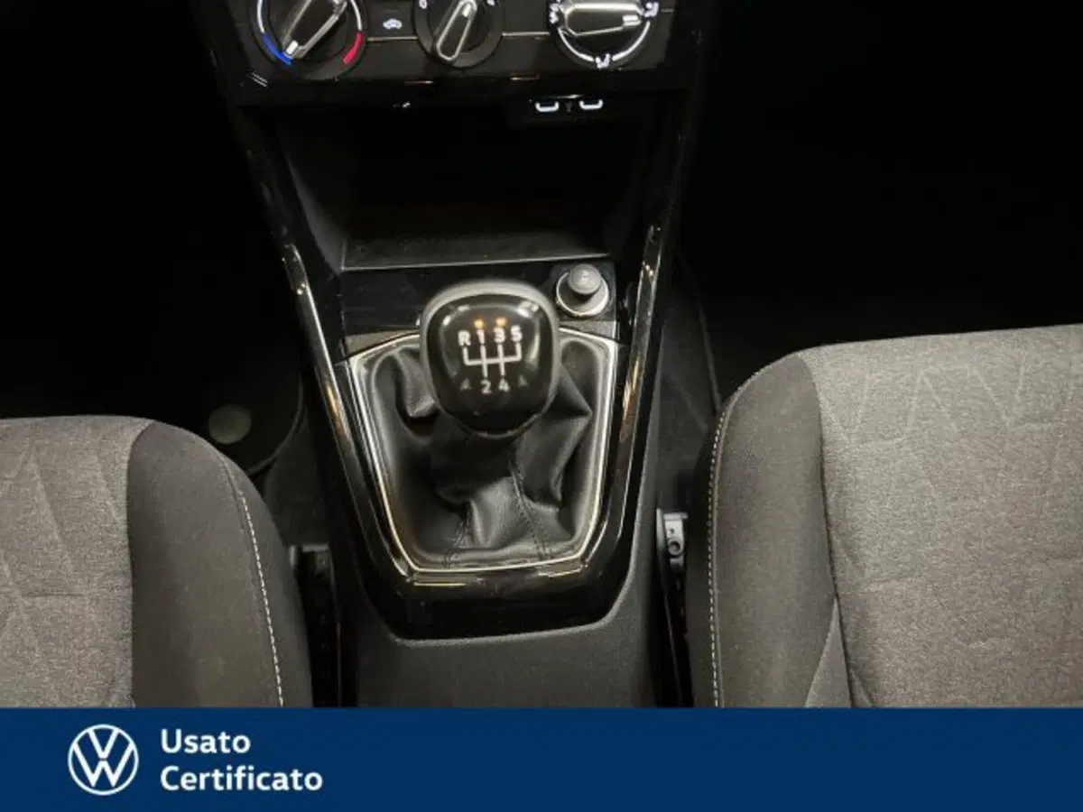 Volkswagen T-Cross usata a Vicenza (11)
