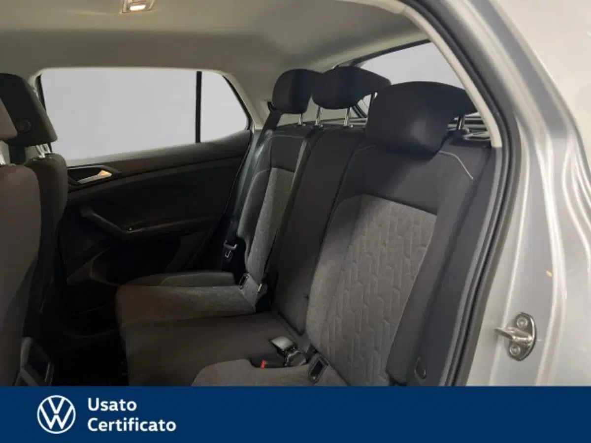 Volkswagen T-Cross usata a Vicenza (12)