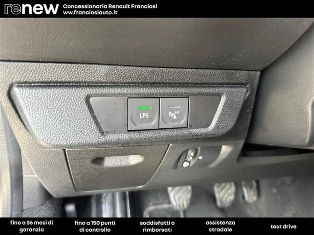 Dacia Sandero Stepway usata a Modena (14)