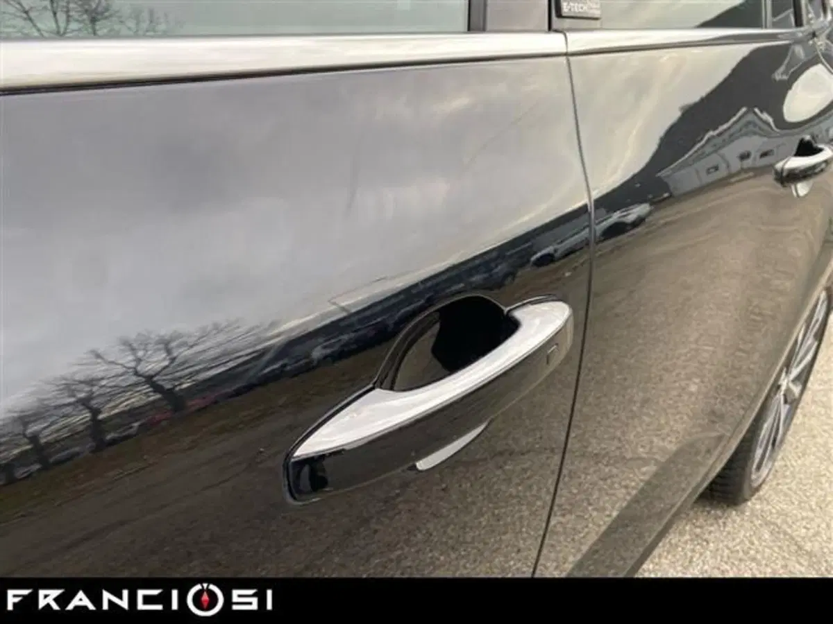 Renault Megane E-Tech Electric usata a Modena (14)