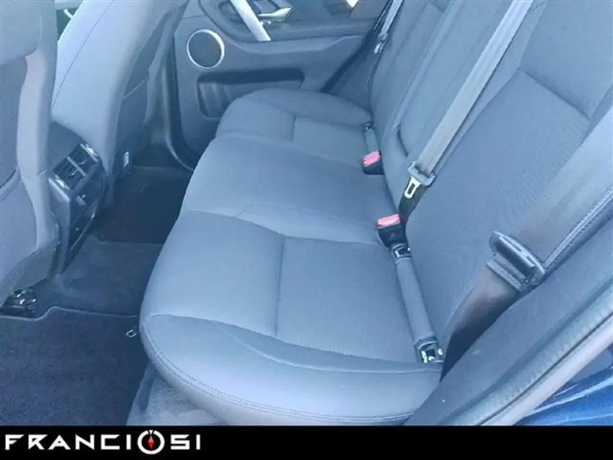 Land Rover Discovery Sport usata a Modena (11)