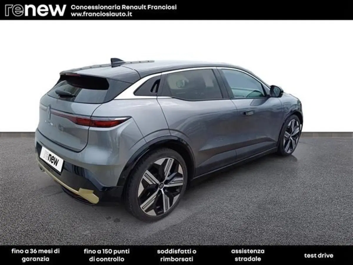 Renault Megane E-Tech Electric usata a Modena (4)