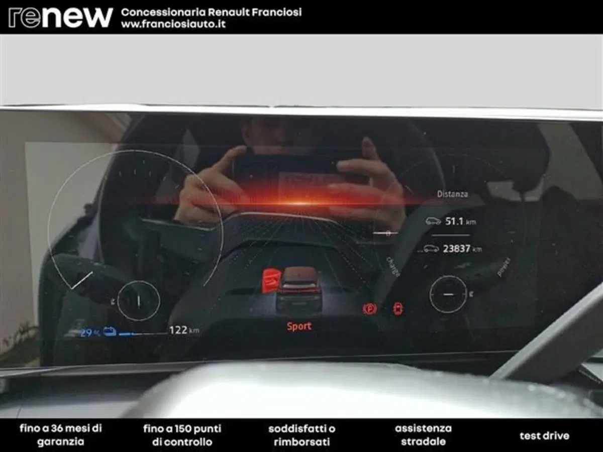 Renault Megane E-Tech Electric usata a Modena (9)