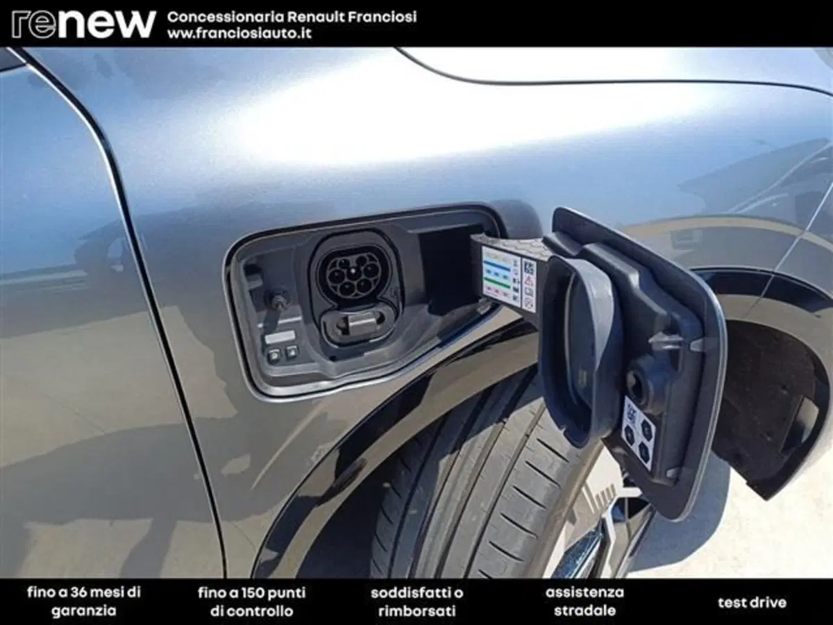 Renault Megane E-Tech Electric usata a Modena (17)