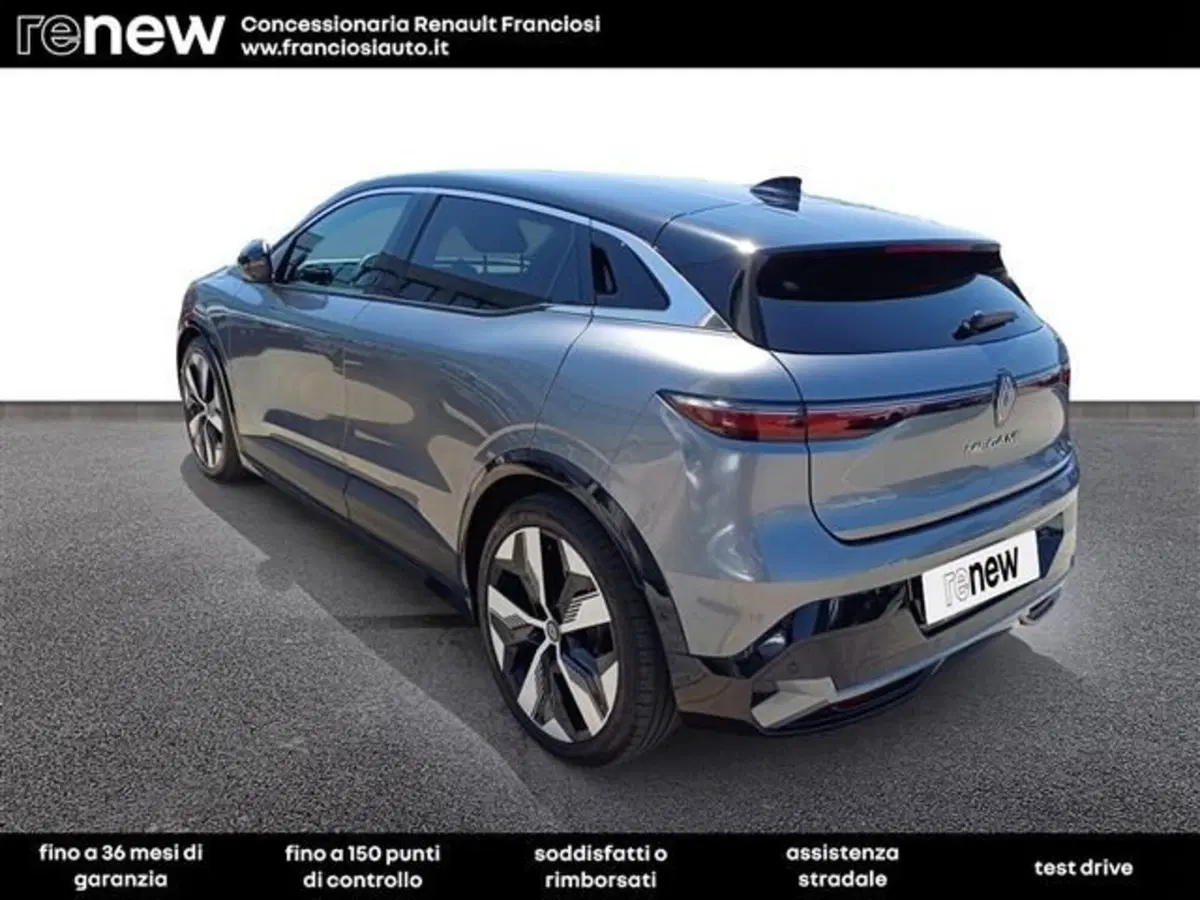 Renault Megane E-Tech Electric usata a Modena (4)