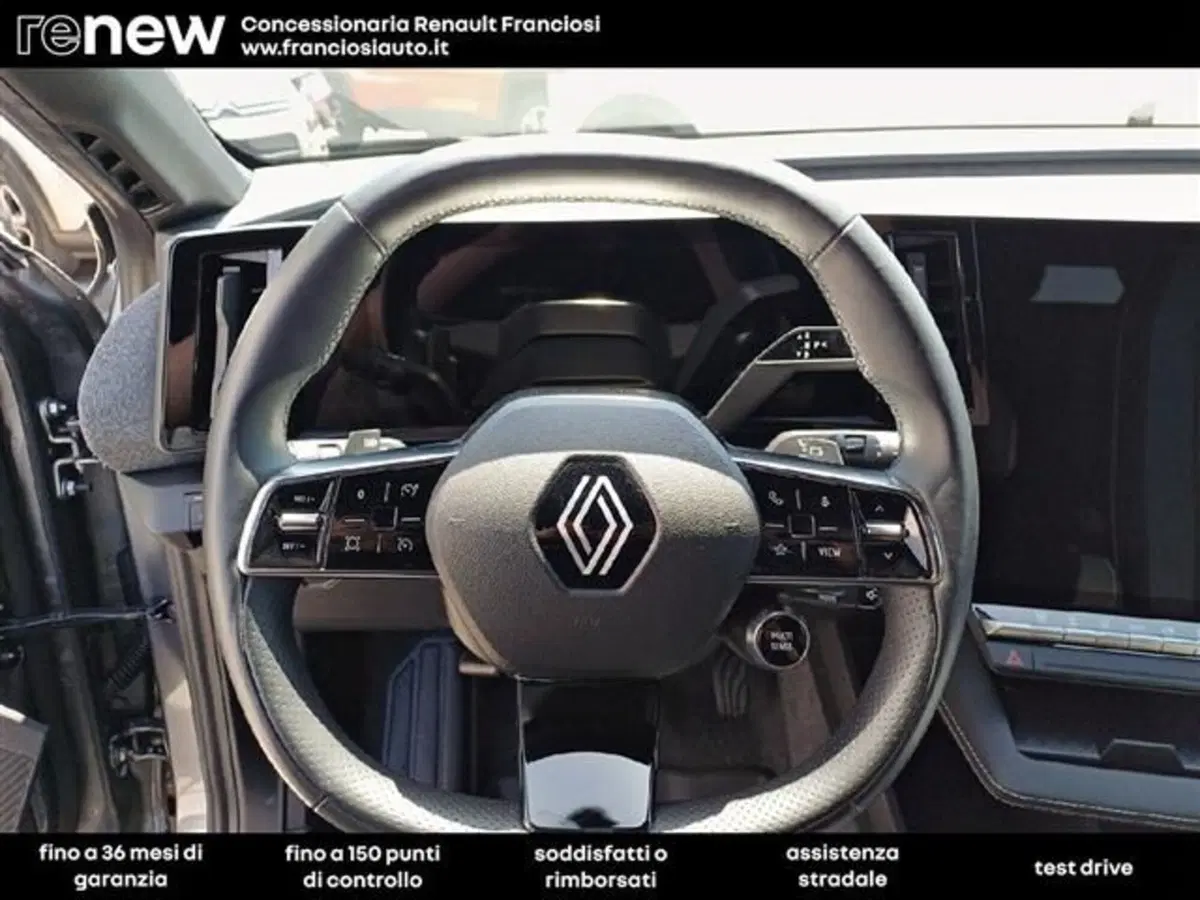 Renault Megane E-Tech Electric usata a Modena (9)