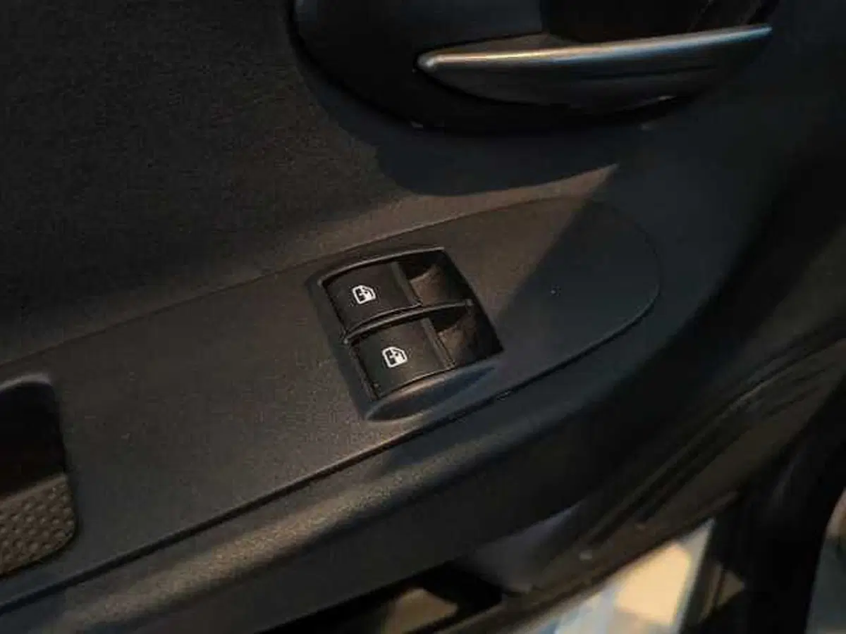 Lancia Ypsilon usata a Forlì-Cesena (20)