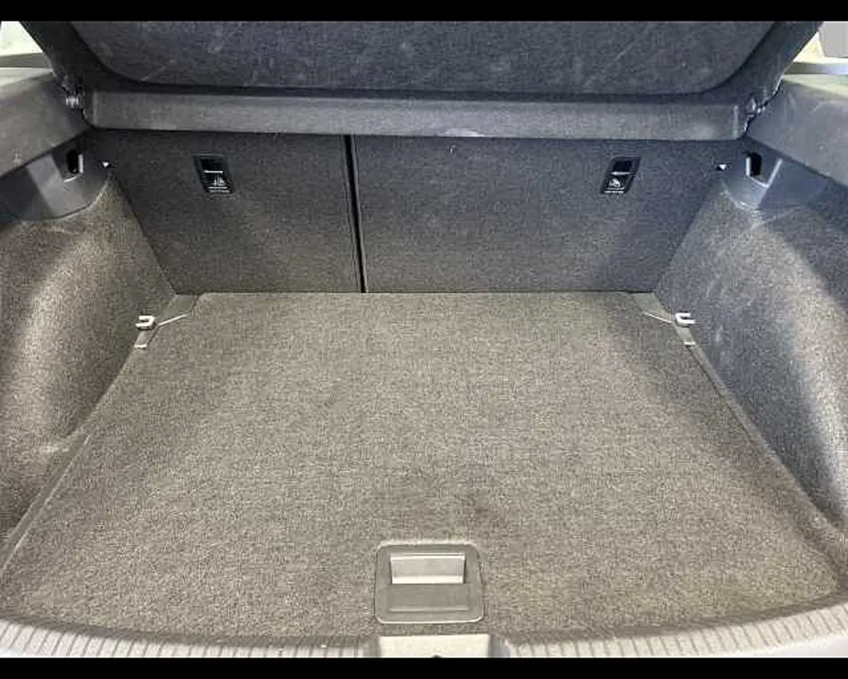 Volkswagen Taigo usata a Roma (12)