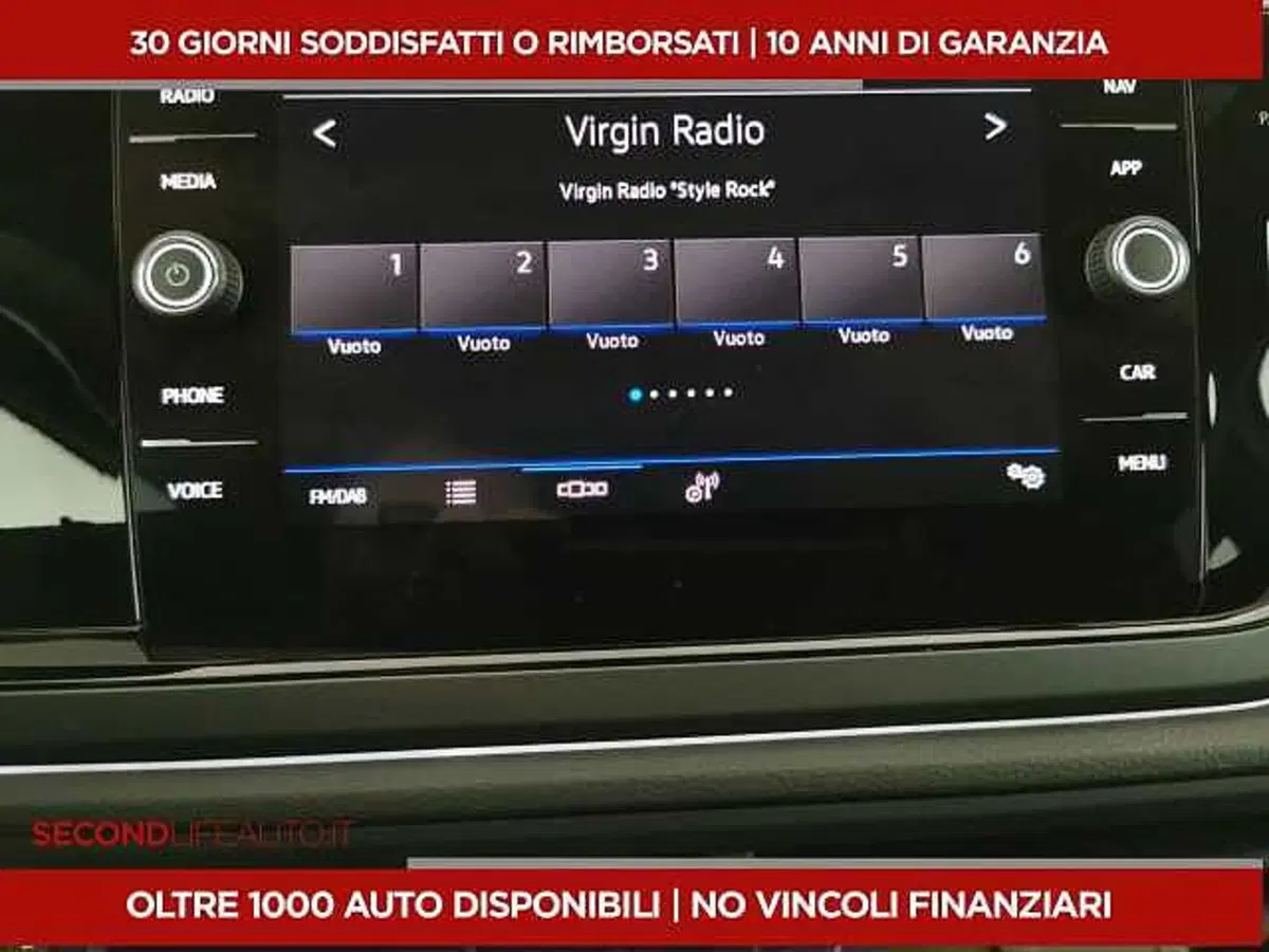 Volkswagen Taigo usata a Chieti (13)