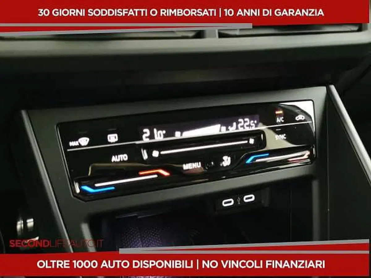 Volkswagen Taigo usata a Chieti (16)