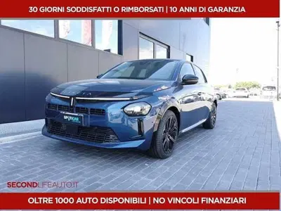 Lancia Ypsilon 1.2 mhev Edizione Limitata Cassina e-dct del 2025 usata a San Giovanni Teatino