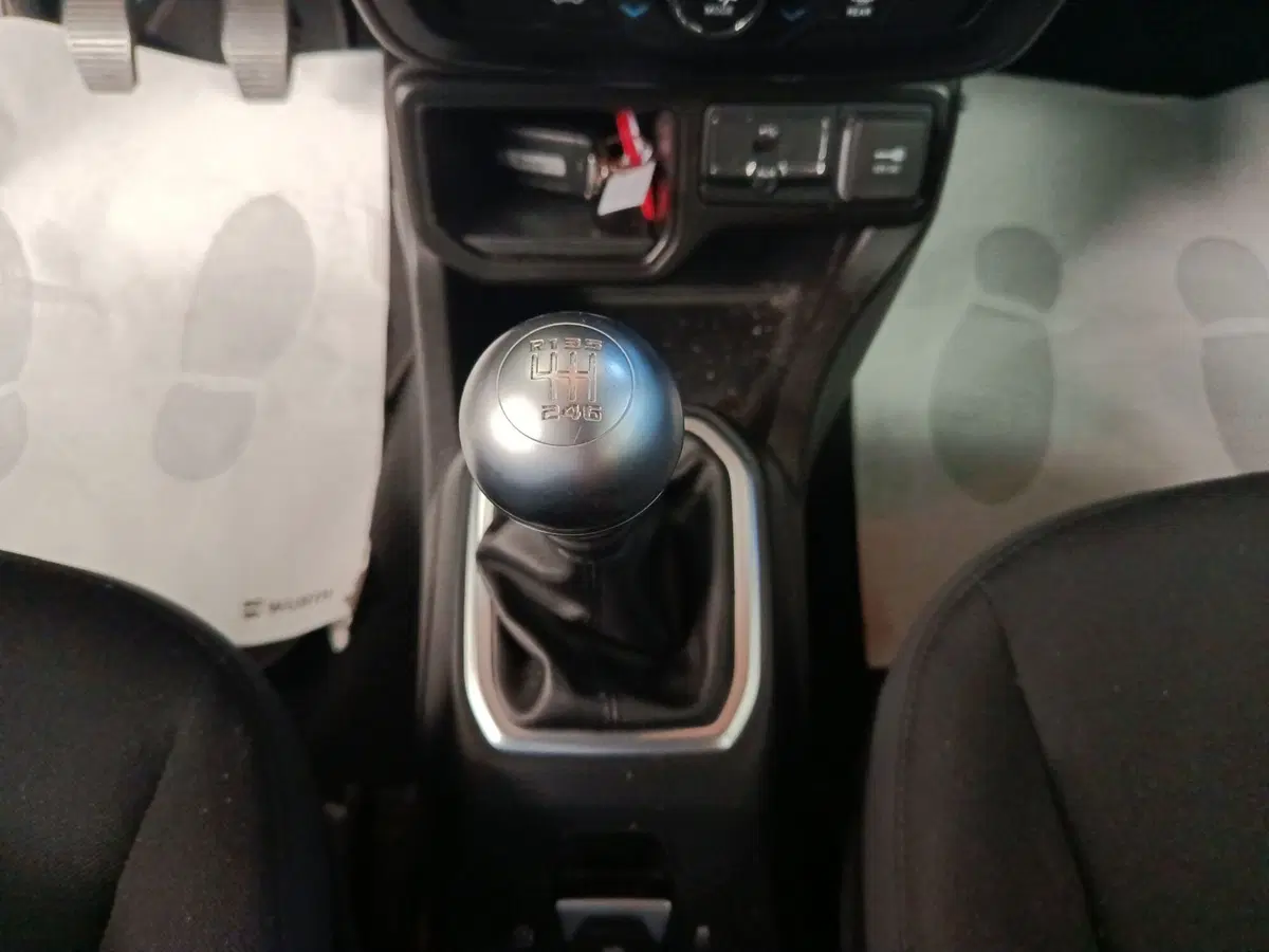 Jeep Renegade usata a Monza e Brianza (11)